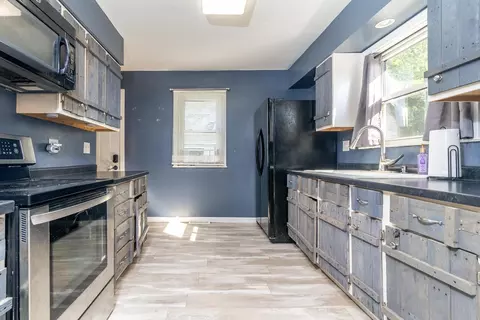 466 John St, Circleville, OH 43113 photo 8