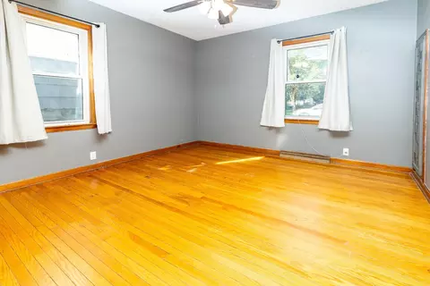 466 John St, Circleville, OH 43113 photo 12