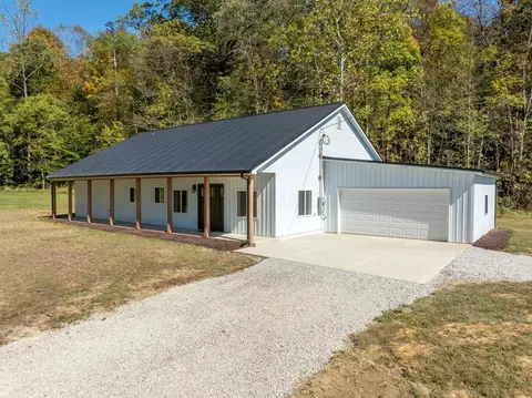 8855 Ashcraft Rd, Frazeysburg, OH 43822