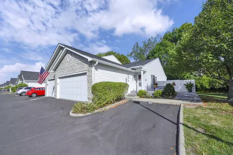 4650 Parrau Dr #67E, Columbus, OH 43228