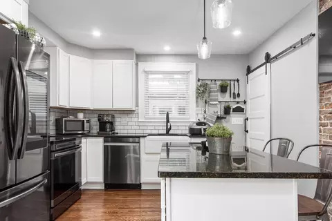 563 Frebis Ave, Columbus, OH 43206