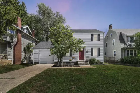 542 Mount Vernon Rd, Newark, OH 43055