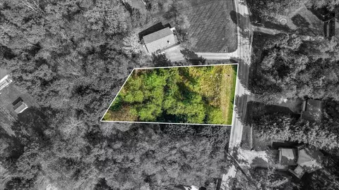 214 Crabapple Dr, Howard, OH 43028