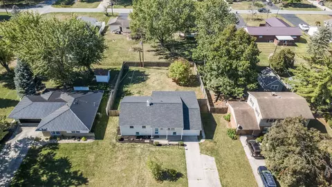 View/Area - 587 Normandy Dr, Marion, OH 43302 photo 3 of 13