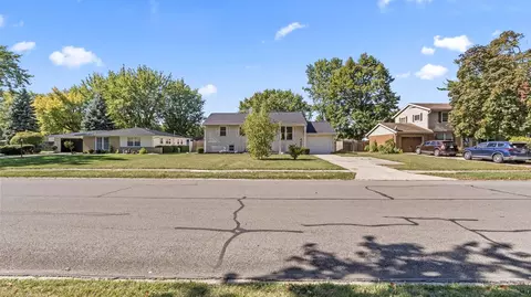 View/Area - 587 Normandy Dr, Marion, OH 43302 photo 12 of 13