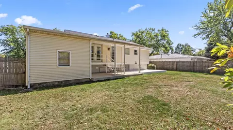 Exterior - 587 Normandy Dr, Marion, OH 43302 photo 10 of 12