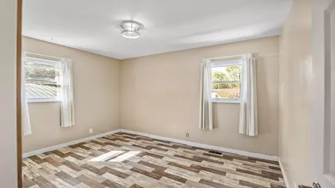 Bedroom - 587 Normandy Dr, Marion, OH 43302 photo 1 of 10