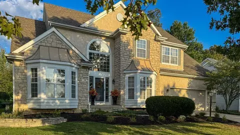 6977 Scioto Chase Blvd, Powell, OH 43065