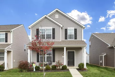 2026 Freehold St, Newark, OH 43055