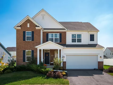 8891 Winthrop Ln, Plain City, OH 43064