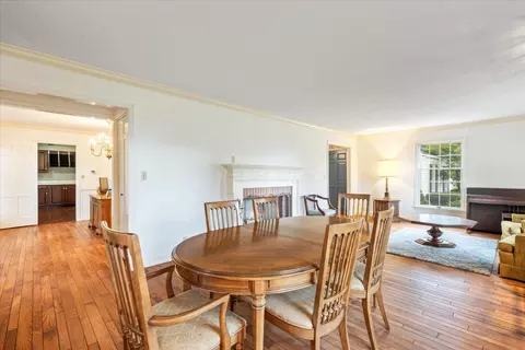 Dining - 3919 Maple Grove Rd, Marion, OH 43302 photo 1 of 1