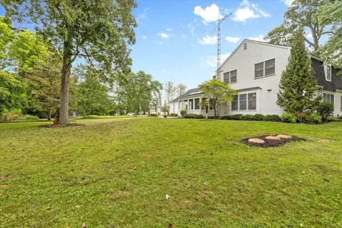 Exterior - 3919 Maple Grove Rd, Marion, OH 43302 photo 3 of 6