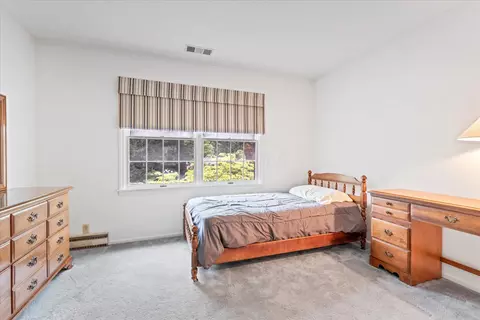 Bedroom - 3919 Maple Grove Rd, Marion, OH 43302 photo 5 of 6