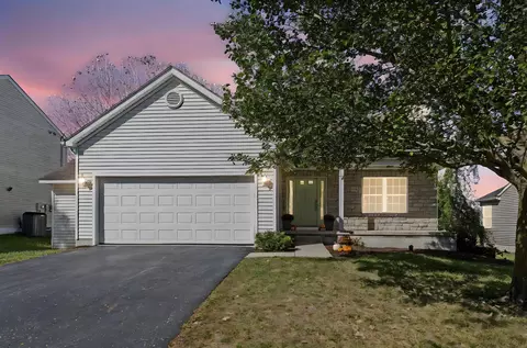 1737 Creekview Dr, Marysville, OH 43040