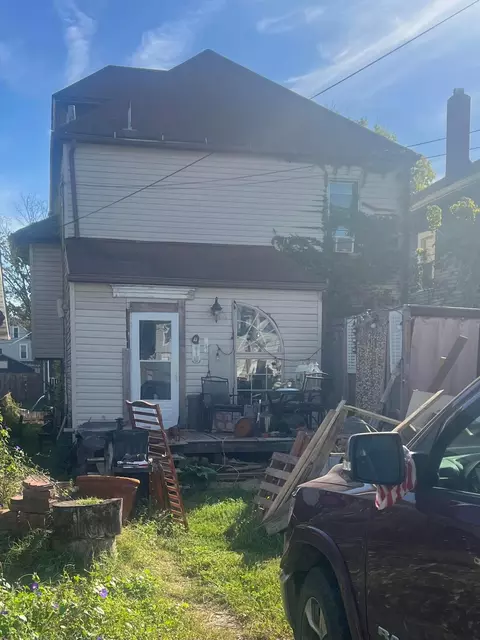 85 S Warren Ave, Columbus, OH 43204