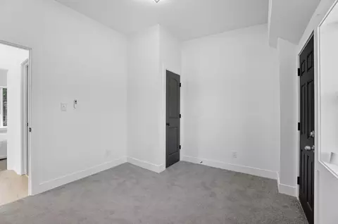 Bedroom - 828 E Main St, Columbus, OH 43205 photo 11 of 12