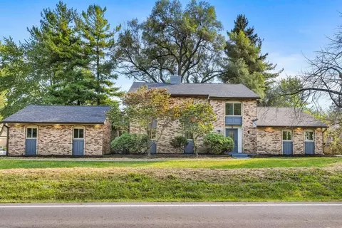 2687 Snouffer Rd, Columbus, OH 43235