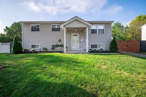 3159 Vauxhall Dr, Columbus, OH 43204