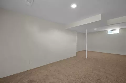 8061 Maple St, Thurston, OH 43157 photo 32