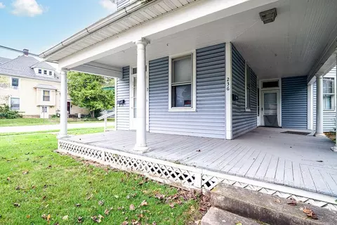236 W High St, Mount Gilead, OH 43338