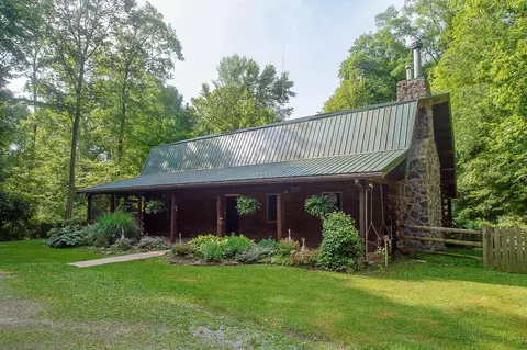 2457 Martinsville Rd, Martinsville, OH 45146
