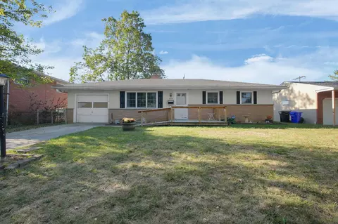 1493 Boxwood Dr, Columbus, OH 43229