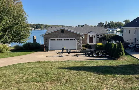 65 Applegate Ct, Howard, OH 43028
