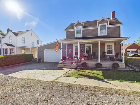 106 Maple Dr, Mcarthur, OH 45651