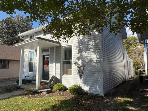 152 Pinckney St, Circleville, OH 43113