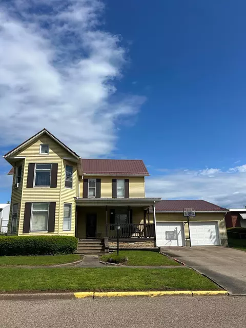 102 8th St, Malta, OH 43758