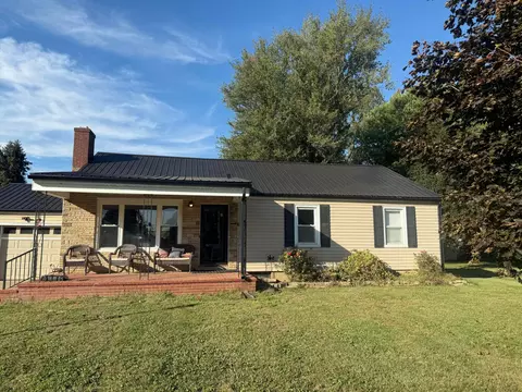 336 Myrtle Ave, Newark, OH 43055