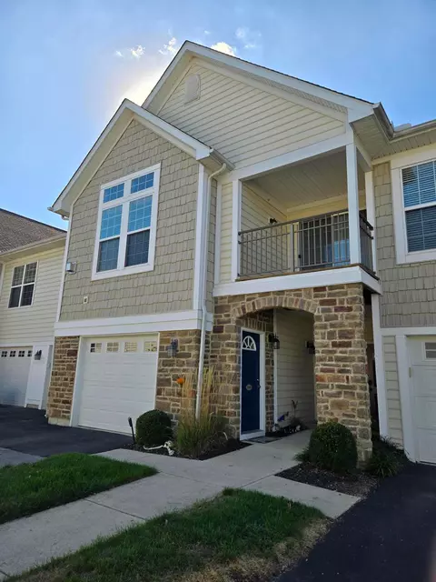 3896 Rue De Brittany, Columbus, OH 43221