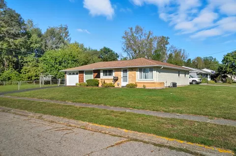1190 Shirra Ave, New Carlisle, OH 45344