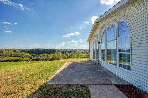 14031 Beaver Pike, Jackson, OH 45640 photo 14