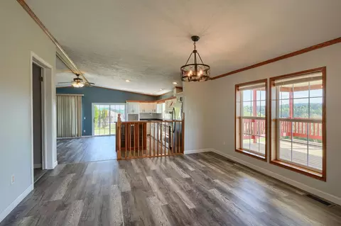 14031 Beaver Pike, Jackson, OH 45640 photo 28