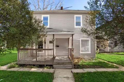 49 Columbus Rd, Mount Vernon, OH 43050
