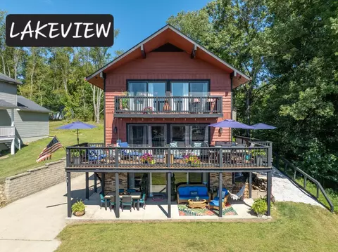 318 Crabapple Dr, Howard, OH 43028