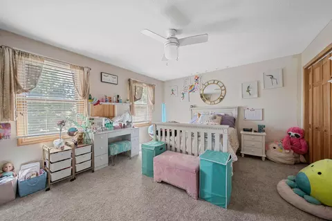 Bedroom - 4415 Maple Grove Rd, Marion, OH 43302 photo 2 of 4