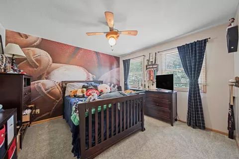 Bedroom - 4415 Maple Grove Rd, Marion, OH 43302 photo 3 of 4