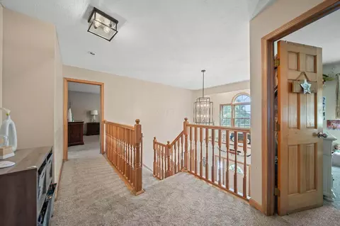 Entry Way - 4415 Maple Grove Rd, Marion, OH 43302 photo 2 of 2