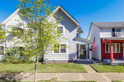 216 E Mill St, Circleville, OH 43113 photo 5