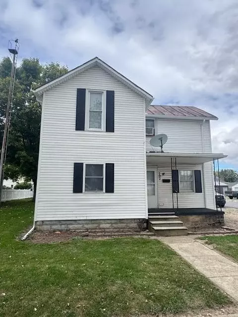 702 W Franklin St, Kenton, OH 43326