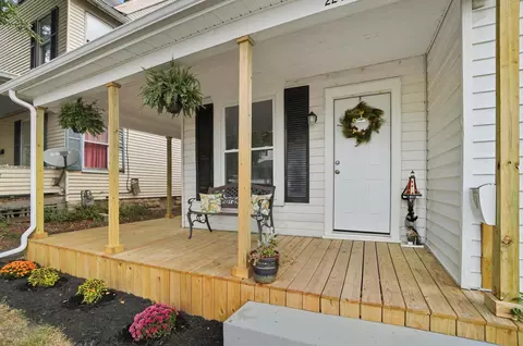 Exterior - 224 Glenn Ave, Springfield, OH 45505 photo 2 of 12