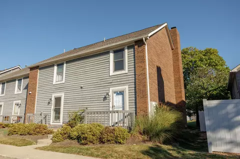 2734 Saltergate Dr, Dublin, OH 43016