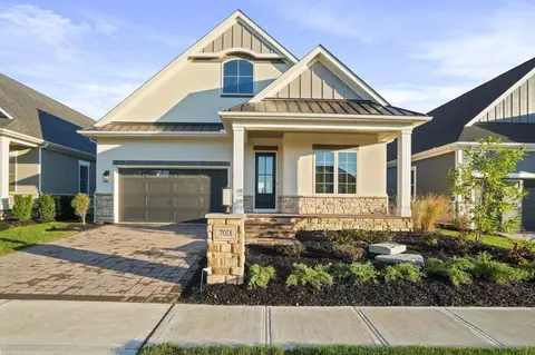 7018 Claymore Dr, Dublin, OH 43017