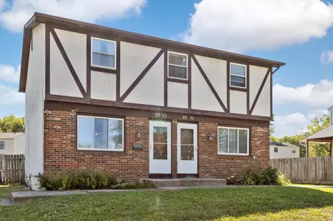 2551-2553 Woodsedge Rd, Columbus, OH 43224