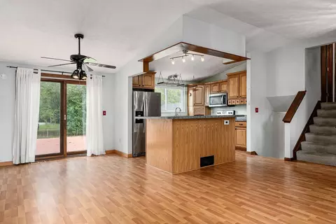 Living - 712 Maclam Dr, Columbus, OH 43204 photo 1 of 5
