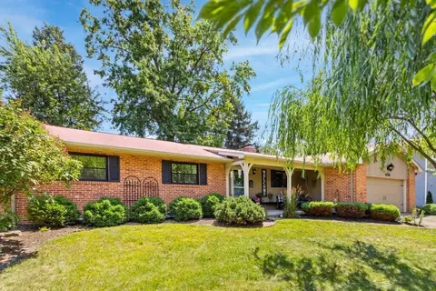4326 Kenny Rd, Columbus, OH 43220