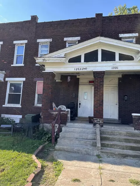 1257 Atcheson St, Columbus, OH 43203