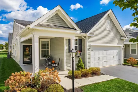 6070 Loridan Dr, Westerville, OH 43081